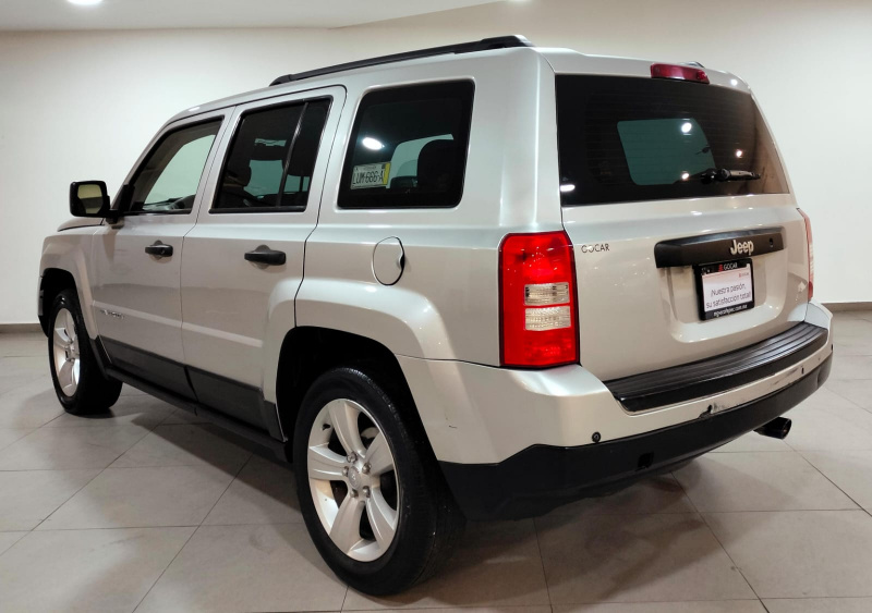 Jeep Patriot VUD BASE TA 2013